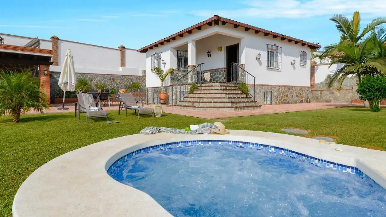 Villa Antonio Nerja By Ruralidays 0*,